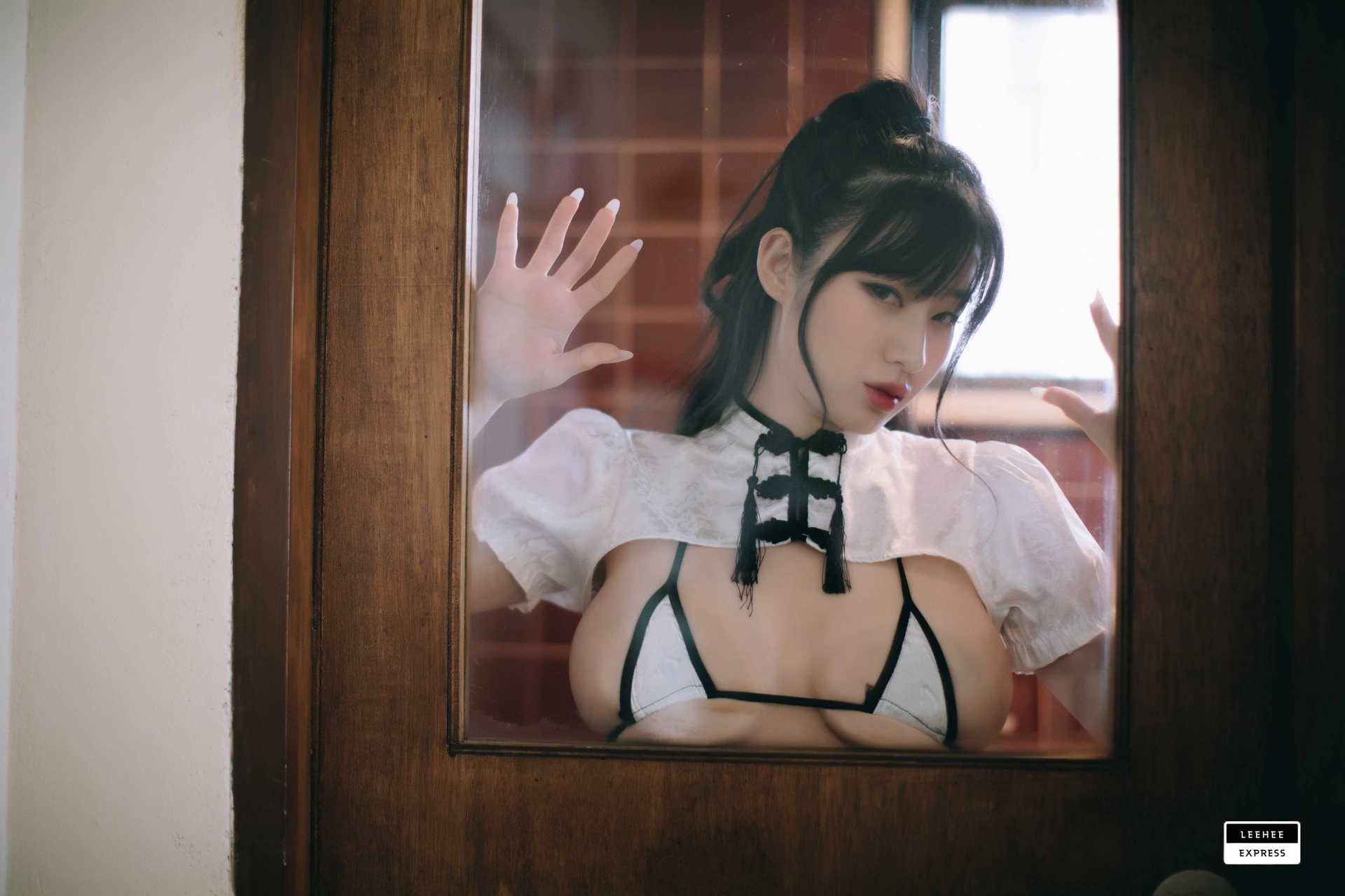 LeeheeExpress – NO.321 LEDG-087 Woo 2